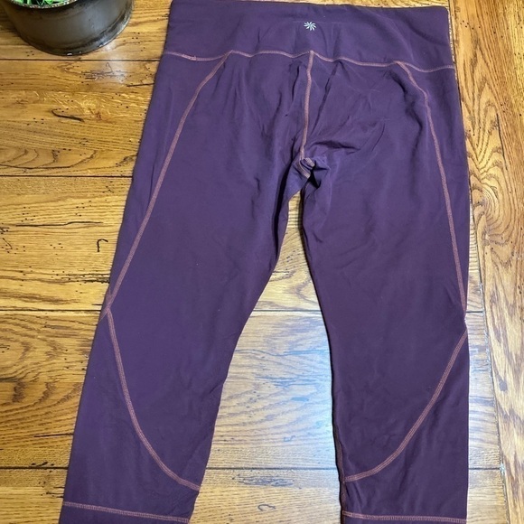 ATHLETA Style Burgundy Salutation Stash Pocket Capri Tight Women’s XL. - Picture 1 of 9